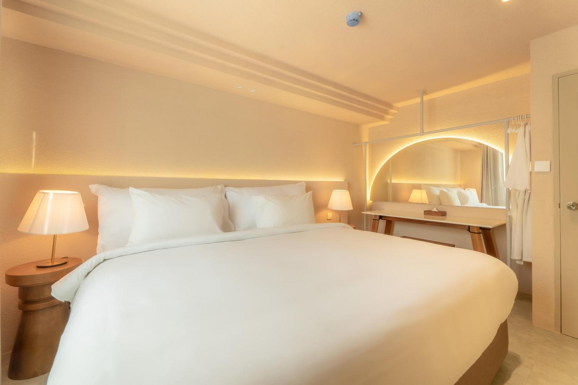 צ'יאנג מאי Mai Hotel מראה חיצוני תמונה