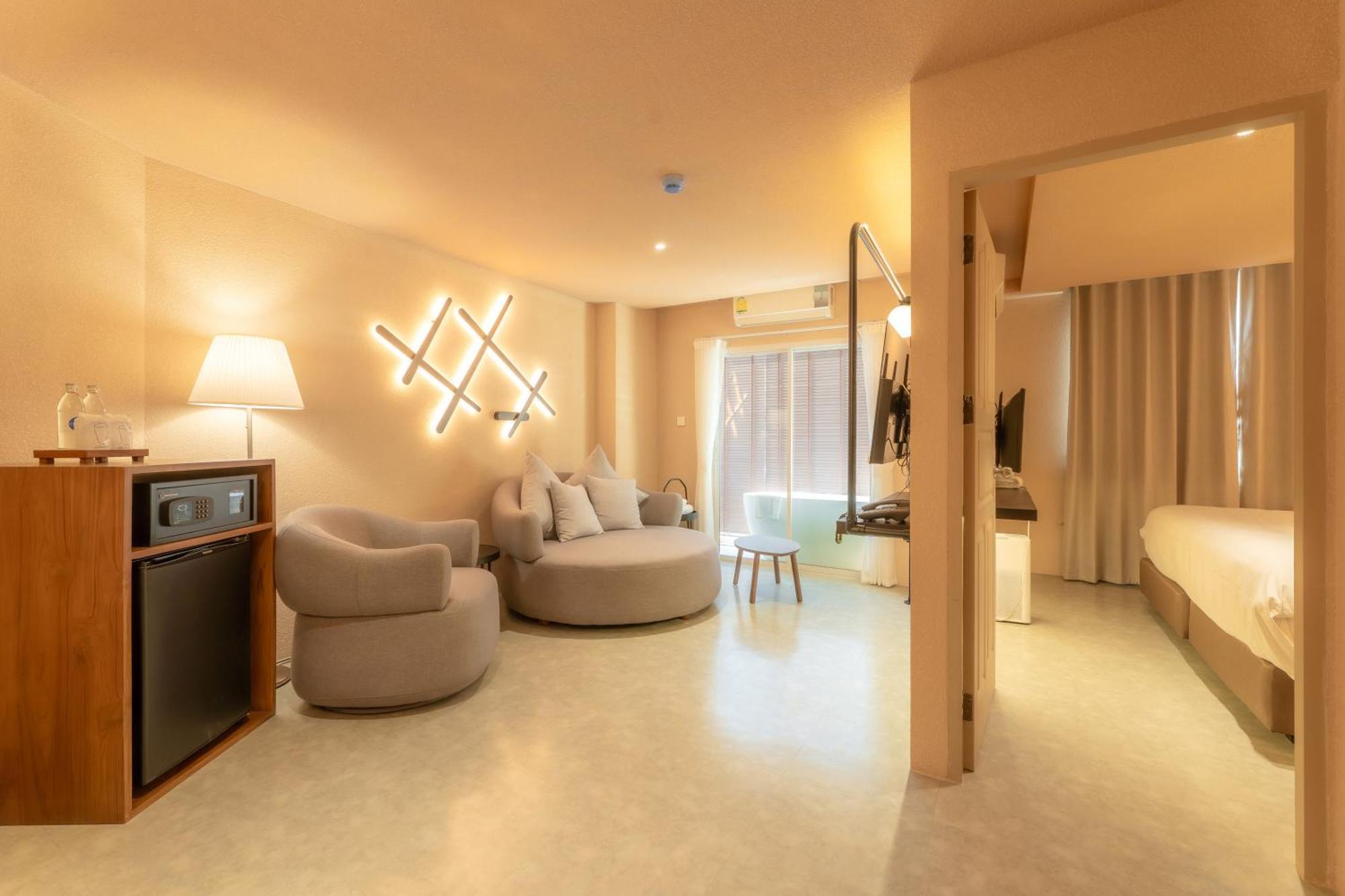 צ'יאנג מאי Mai Hotel מראה חיצוני תמונה
