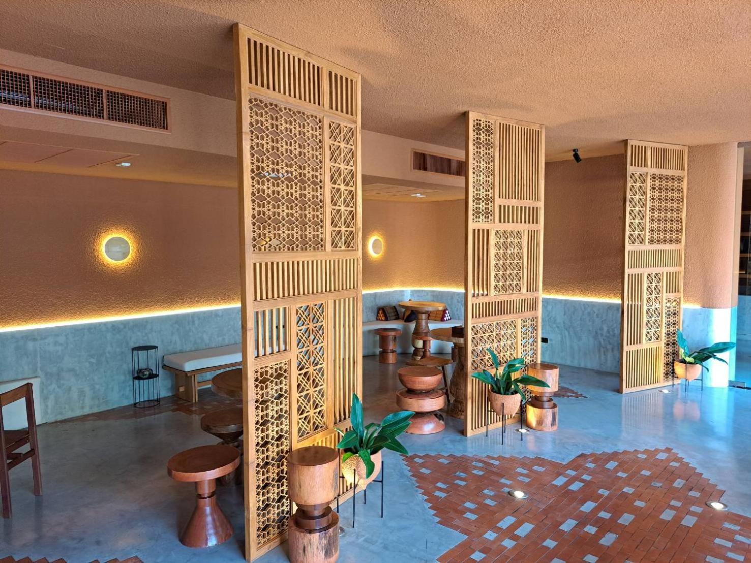 צ'יאנג מאי Mai Hotel מראה חיצוני תמונה